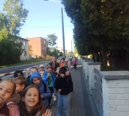 Pierwszaki z Czerwionki na szlaku legend – wyprawa na Ramżę