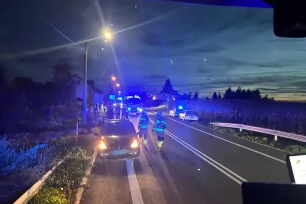 Wypadek motocyklisty z samochodem w Piecach na ul. Rydułtowskiej