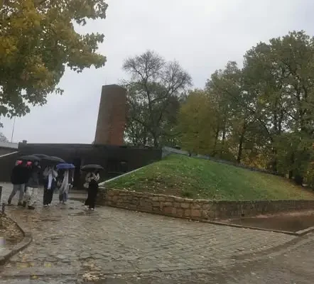 Uczniowie klas ósmych w Auschwitz-Birkenau – lekcja historii, która pozostaje na zawsze