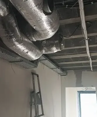 Rybnik: przebudowa hali KM Rybnik nabiera tempa – nowe ściany ogniowe i instalacje