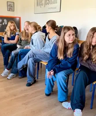 Rybnik: ósmoklasiści z SP24 uczyli się rozpoznawać fake newsy